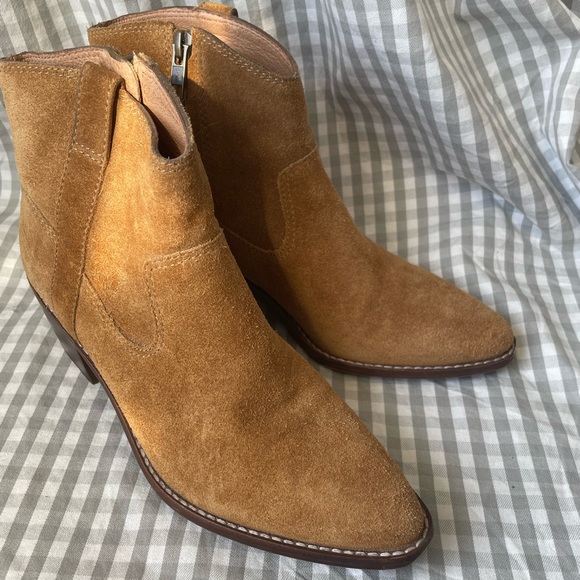 Madewell suede western cowboy inspired ankle Hailie boots in great condition. - Picture 7 of 16